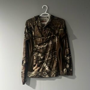 Cabela’s Outfit Her Top Size Large